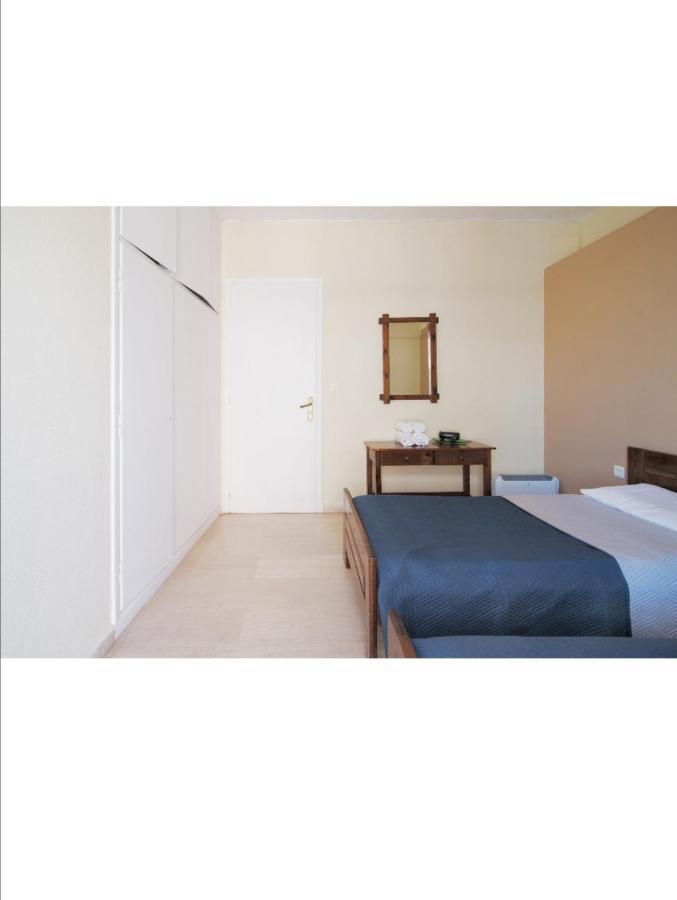Faros Apartments 아르테미다 외부 사진